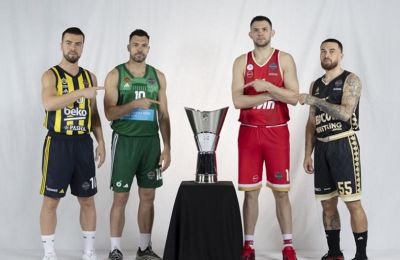 Η φωτογράφηση των αρχηγών με την κούπα της Euroleague