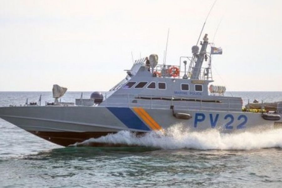 Καταδίωξη σκάφους με πυροβολισμούς στο Κάβο Γκρέκο