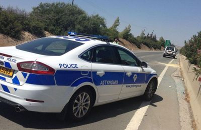 Χρειάστηκε ο απεγκλωβισμός του 62χρονου από τα συντρίμια του οχήματος του