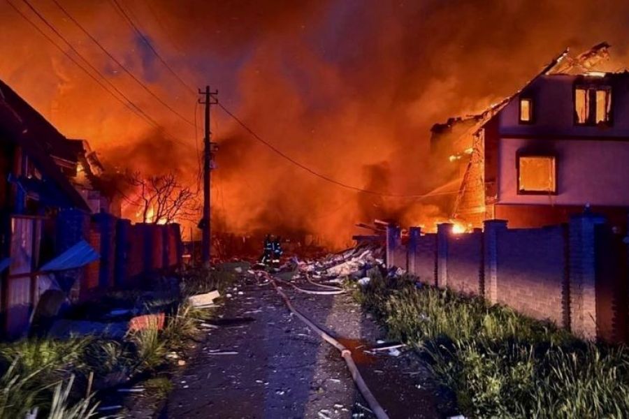 Αόρατο το μονοπάτι της ειρήνης στην Ουκρανία
