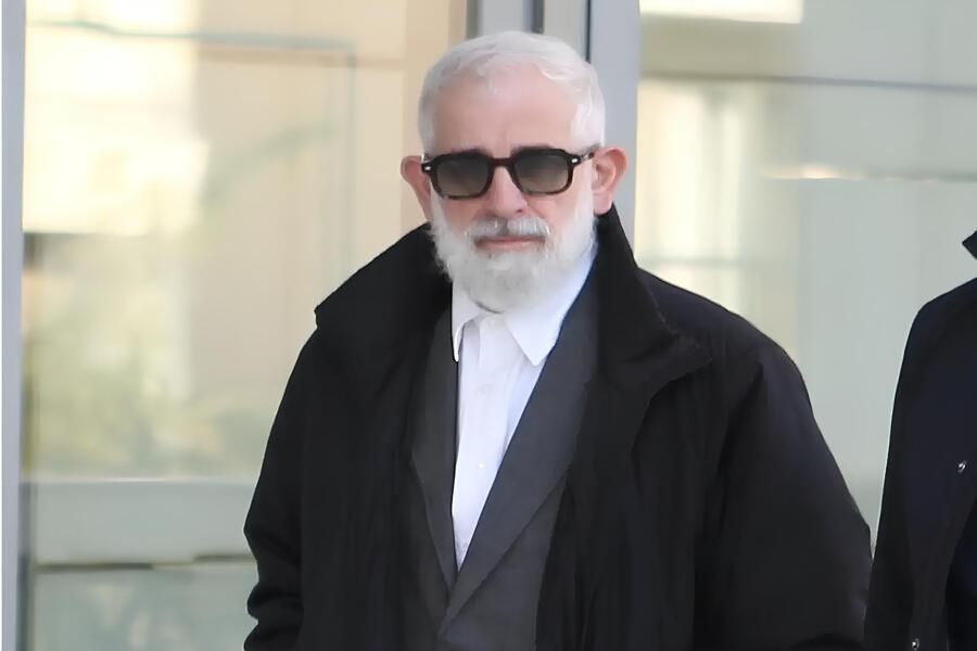 Πέτρος Φιλιππίδης: Επέστρεψε στα δικαστήρια αλλά αισθάνθηκε αδιαθεσία