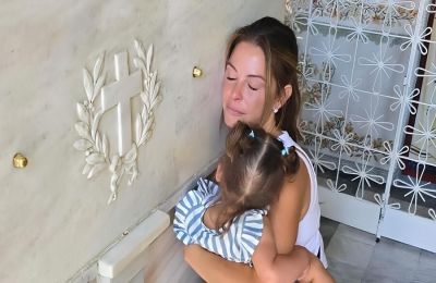  Η συγκινητική επιστροφή στην Αίγινα και το προσκύνημα στον Άγιο Νεκτάριο 