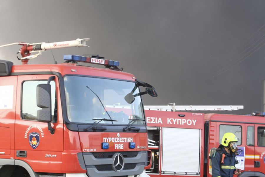 Θερμές εργασίες προκάλεσαν πυρκαγιά στη Λάρνακα