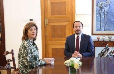 Συνάντησή της Ολγκίν με τον Πρόεδρο της Δημοκρατίας