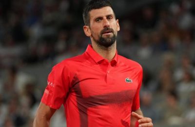 Τζόκοβιτς: Προκρίθηκε... εν μέσω πανηγυρισμών των φίλων της Παρί