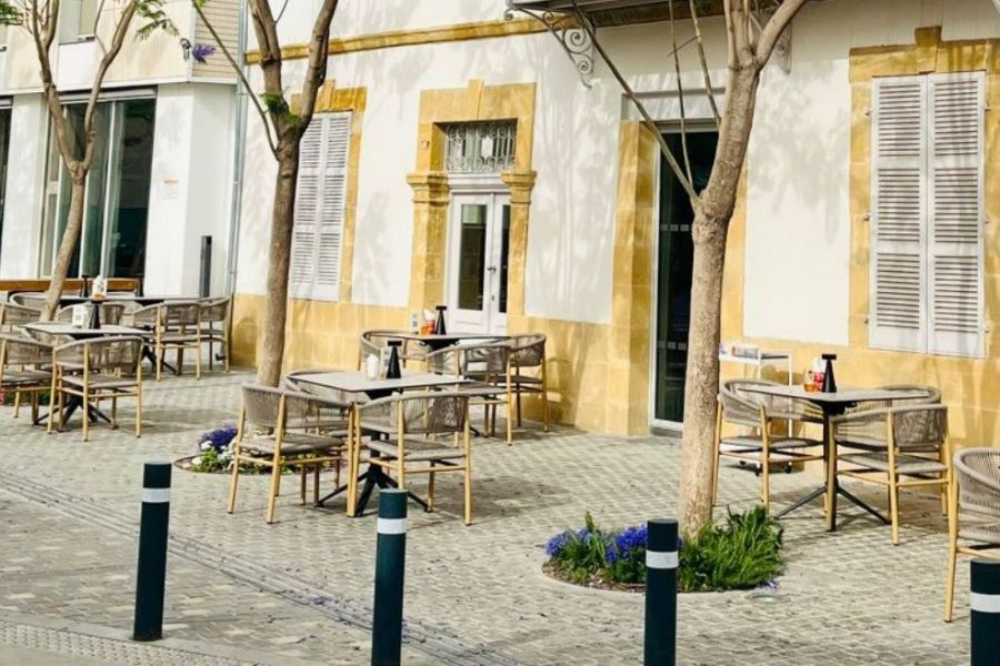 Δώδεκα cool στέκια στη Λευκωσία για πίτσα, burgers, μπίρα και cocktail
