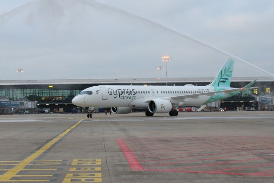 Έπεσαν υπογραφές μεταξύ Cyprus Airways και Air India