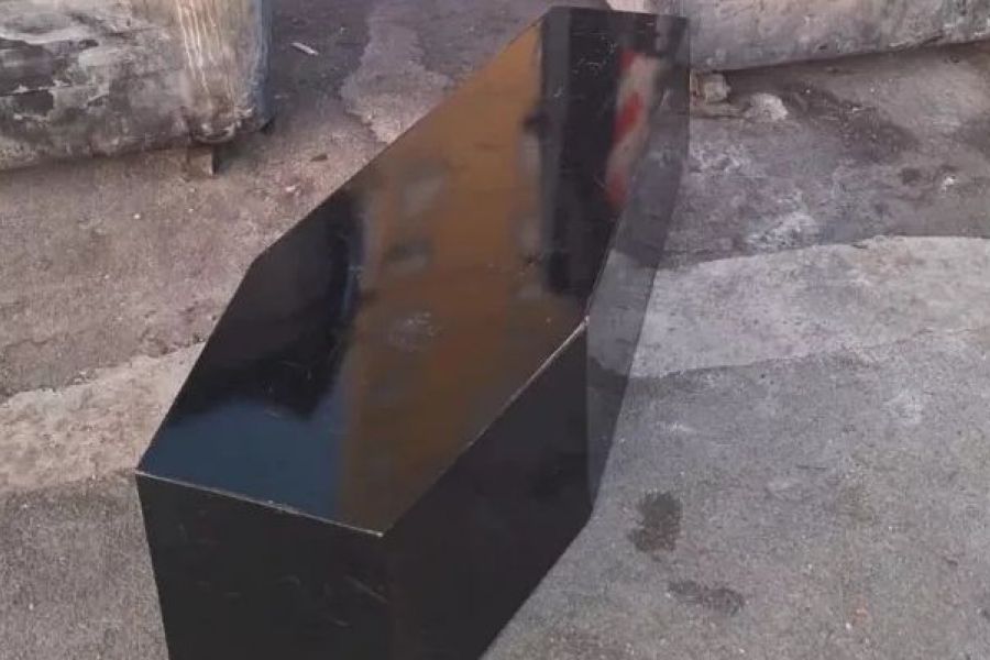 Χαμός σε κηδεία: Η νεκρή άνοιξε τα μάτια
