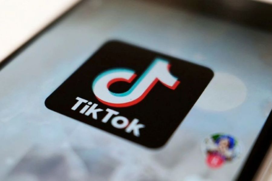 Αρνήθηκε να απαντήσει σε διαδικτυακά αιτήματά του και τη σκότωσε
