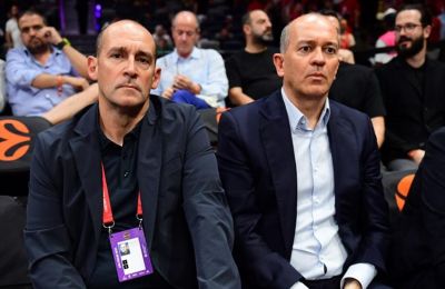 Διατεθειμένοι να βρεθούν στο γραφείο του Βρούτση οι Αγγελόπουλοι