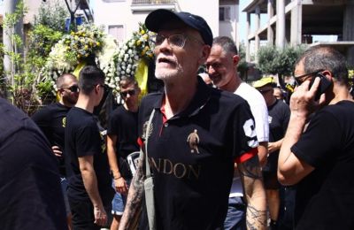 Στην κηδεία του Χατζηχρήστου ο Ντόκεν 