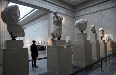 Tα Μάρμαρα του Παρθενώνα βρίσκονται σε πορεία επιστροφής στην Ελλάδα, αναφέρει βρετανικό δημοσίευμα, καθώς ο πρόεδρος του Βρετανικού Μουσείου, Τζορτζ Όσμπορν, συμφώνησε να τα παραδώσει