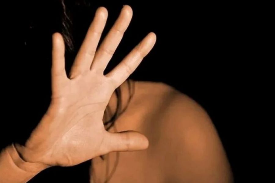 Γερμανία: Επί 15 χρόνια νάρκωνε και βίαζε τη σύζυγό του