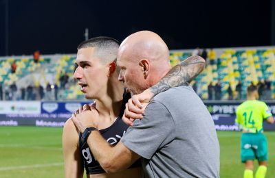Ομόνοια: Κάποιον σαν... Αϊτόρ