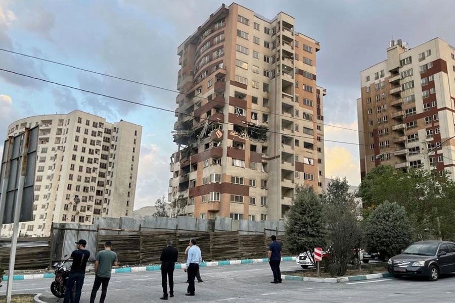 Καζάνι που «βράζει» η Μέσ