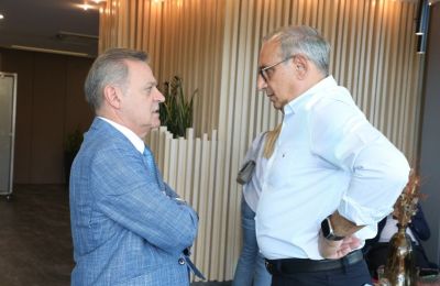 Διαφωνίες με Ζιβανάρη