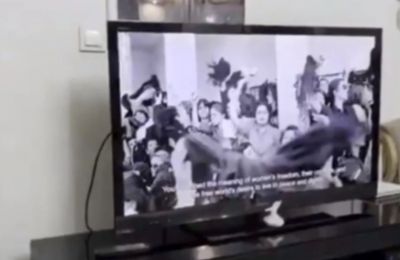 Αντικαθεστωτικά μηνύματα από την τηλεόραση
