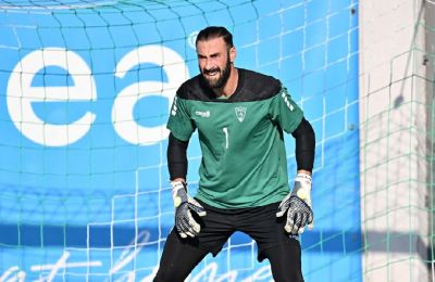 Η νέα ομάδα του Λόρια
