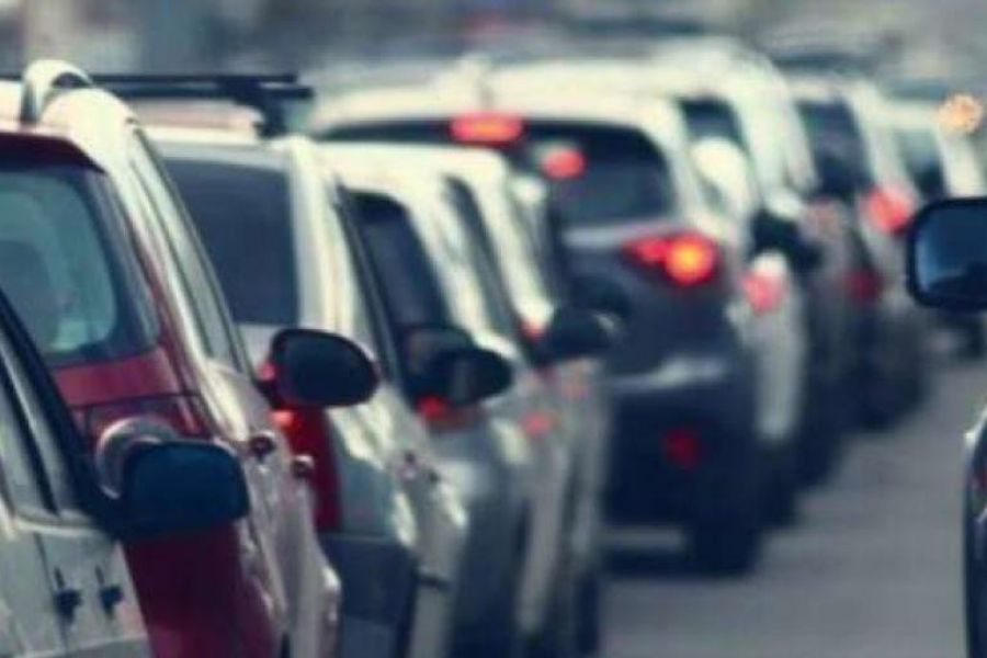 Τροχαία κίνηση στον αυτοκινητόδρομο λόγω τροχαίου