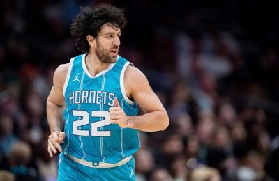 Ανατροπή με Μίτσιτς: Παραμένει στο NBA