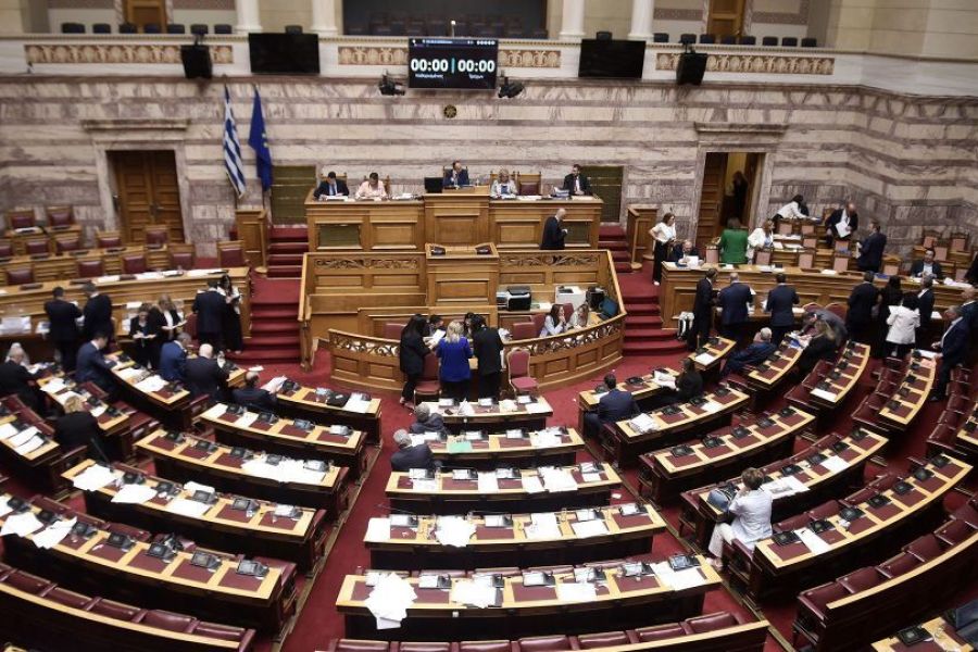 Παραιτήσεις υπουργών και υφυπουργών στην Ελλάδα