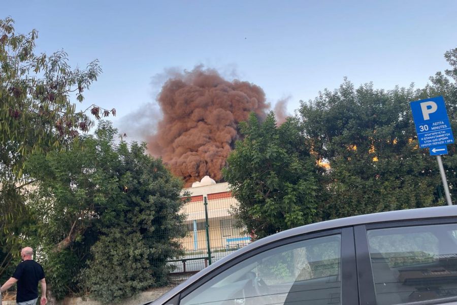 Φωτιά σε δημοτικό σχολείο στη Λευκωσία
