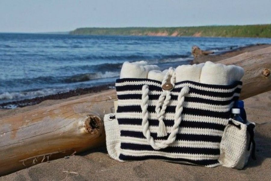 «Ξάφρισαν» ρολόγια και δαχτυλίδι αρραβώνων από παραλία