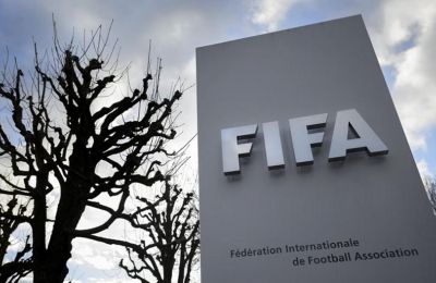 FIFA: Eξέλιξη για αναστολή συμβολαίων σε Ρωσία και Ουκρανία 