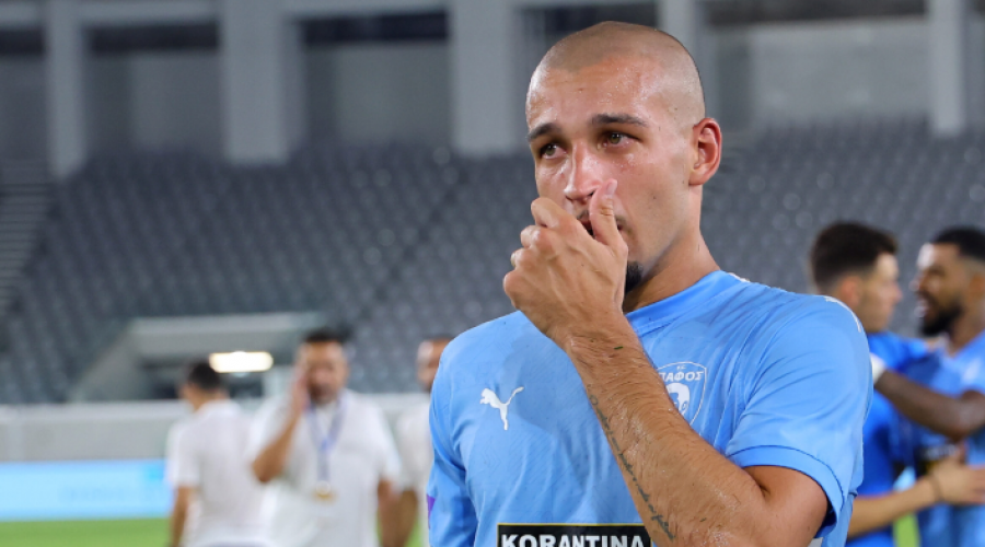 Πελάτζιο: «Υπάρχουν άνθρωποι που προσπαθούν να σε ρίξουν»