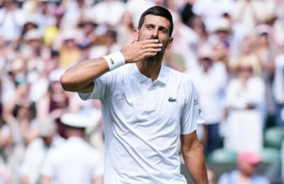 Άνετες προκρίσεις στους «16» του Wimbledon για Τζόκοβιτς και Σίνερ