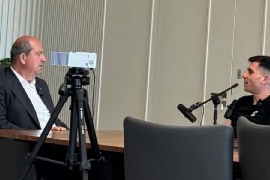 Απτόητος ο Φειδίας – Ανέβασε τη συνέντευξη με τον Τατάρ παρά τον σάλο