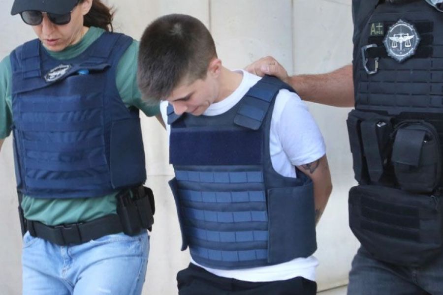 Μουρτζούκου: Σοκάρουν οι ομοιότητες με Πισπιρίγκου