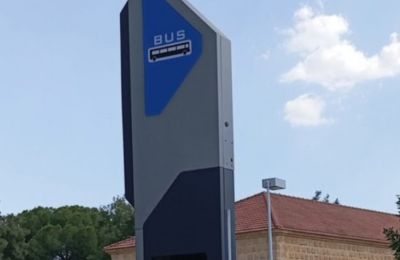 Κι όμως, υπάρχει κι αυτή η -νέα και έξυπνη- στάση λεωφορείου