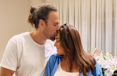 Η τρυφερή φωτογραφία που τράβηξε τον Μόργκαν με το γιο τους στο μαιευτήριο