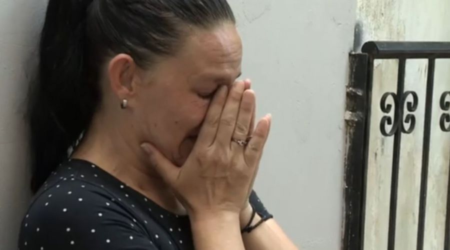 Έτσι αντέδρασε η μητέρα της Ειρήνης όταν έμαθε για την ομολογία της