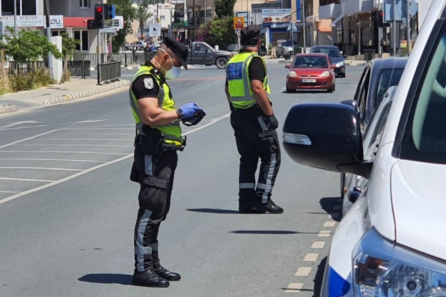 Έσπευσαν για τροχαίο και τους προέκυψε άλλο ζήτημα