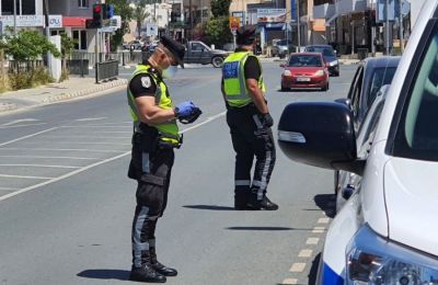 Ο ε προκαταρκτικό έλεγχο αλκοόλης διαπιστώθηκε ότι ο ένας εκ των δύο οδηγών, ηλικίας 41 ετών, είχε στην εκπνοή του ποσοστό αλκοόλης 104mg% αντί 22mg%
