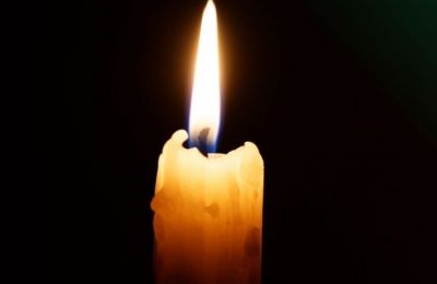 Ο Τάκης Μιχαήλ ξεγέννησε το πρώτο παιδί με εξωσωματική γονιμοποίηση στην Κύπρο