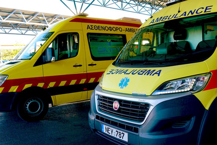 Ανήλικοι οδηγούσαν μοτοποδήλατο και συγκρούστηκαν με όχημα