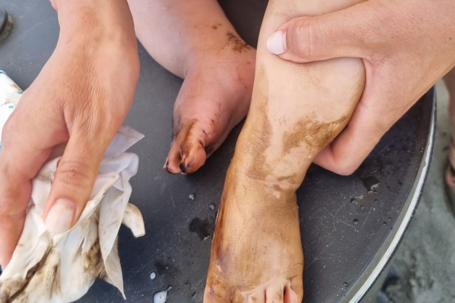 Διαρροή πετρελαιοειδούς καταλοίπου σε θαλάσσια περιοχή