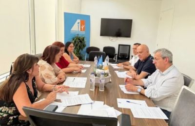 Ο Πρόεδρος της Δημοκρατικής Παράταξης, διαβεβαίωσε την Ομάδα Παιδιών Εγκλωβισμένων ότι θα μεταφέρει τα αιτήματά τους προς την κυβέρνηση