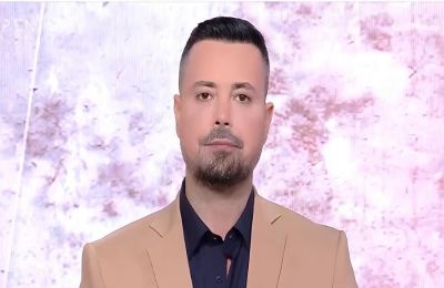 Με συγκίνηση ανακοίνωσε το φινάλε της εκπομπής και άφησε αιχμές για το τηλεοπτικό του μέλλον από νέα «στέγη»
