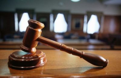 Απόσπαση περιουσίας με ψευδείς παραστάσεις