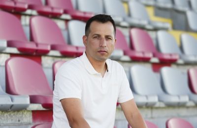 Άνχελ Λόπες: «Η Νέα Σαλαμίνα είναι μεγάλη ομάδα»