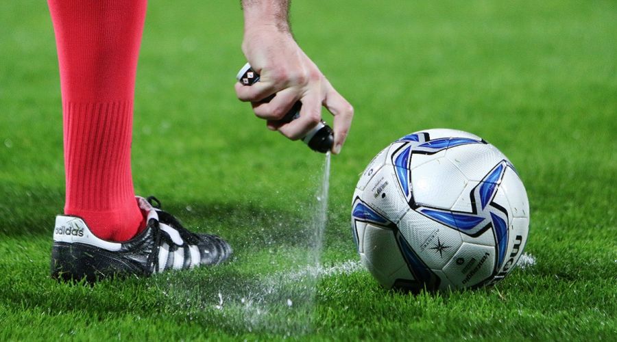 Είναι αναγκαίοι οι ξένοι διαιτητές 