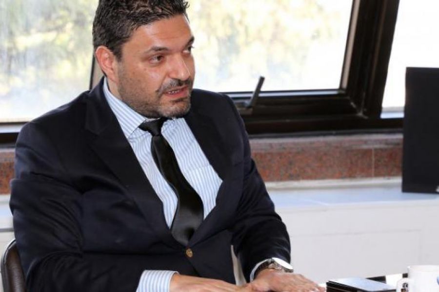 Πετρίδης: Έγκριση 27 κατά παρέκκλιση πολιτογραφήσεων στη θητεία του Πετρίδης: Έγκριση 27 κατά παρέκκλιση πολιτογραφήσεων στη θητεία του