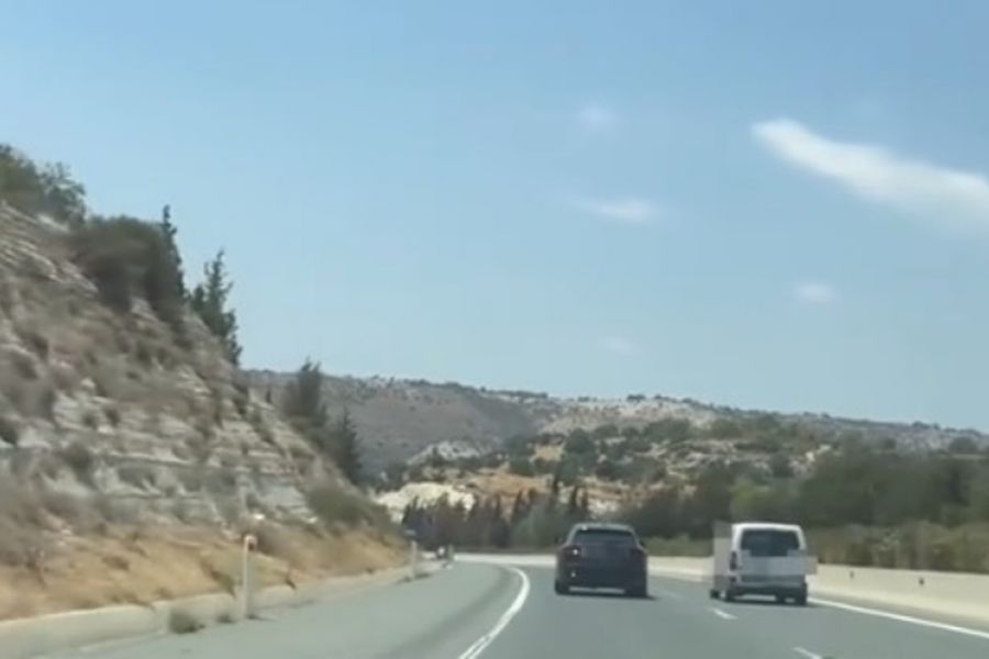 &Beta;&Iota;&Nu;&Tau;&Epsilon;&Omicron;: &Pi;&alpha;&rho;' &omicron;&lambda;&#943;&gamma;&omicron;&nu; &nu;&alpha; &pi;&rho;&omicron;&kappa;&alpha;&lambda;&#94