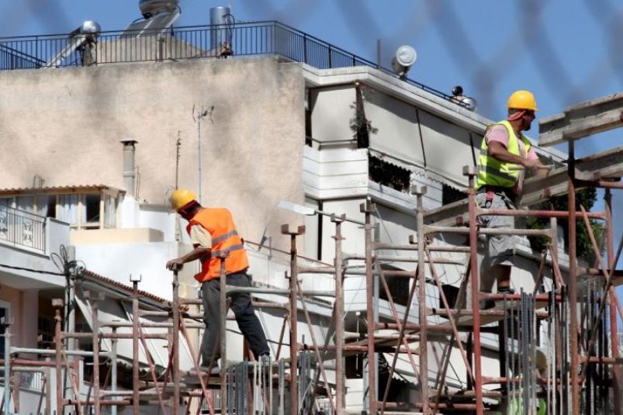 Stop σε εργοτάξια και delivery λόγω υψηλών θερμοκρασιών Stop σε εργοτάξια και delivery λόγω υψηλών θερμοκρασιών