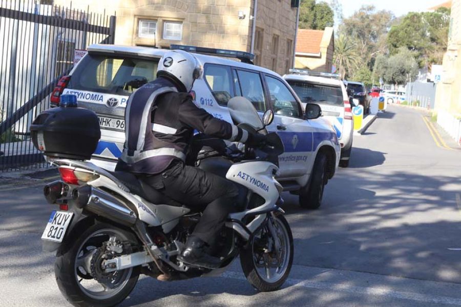 Καταδίωξη στη Λάρνακα – Τους τσάκωσαν με κλοπιμαία Καταδίωξη στη Λάρνακα – Τους τσάκωσαν με κλοπιμαία