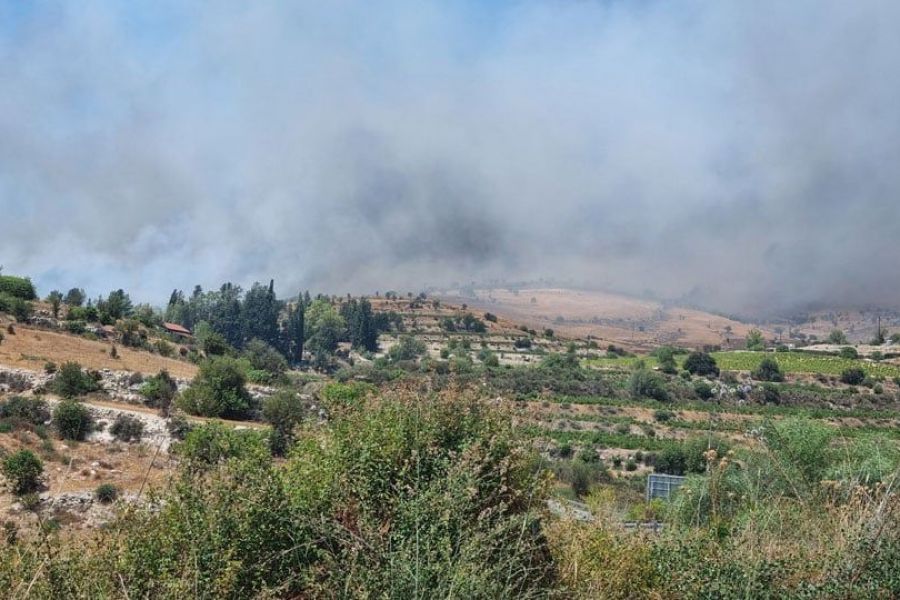Μεγάλη πυρκαγιά στη Λεμεσό